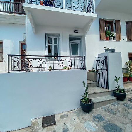 Evagelias Suite Skopelos Town Exterior photo