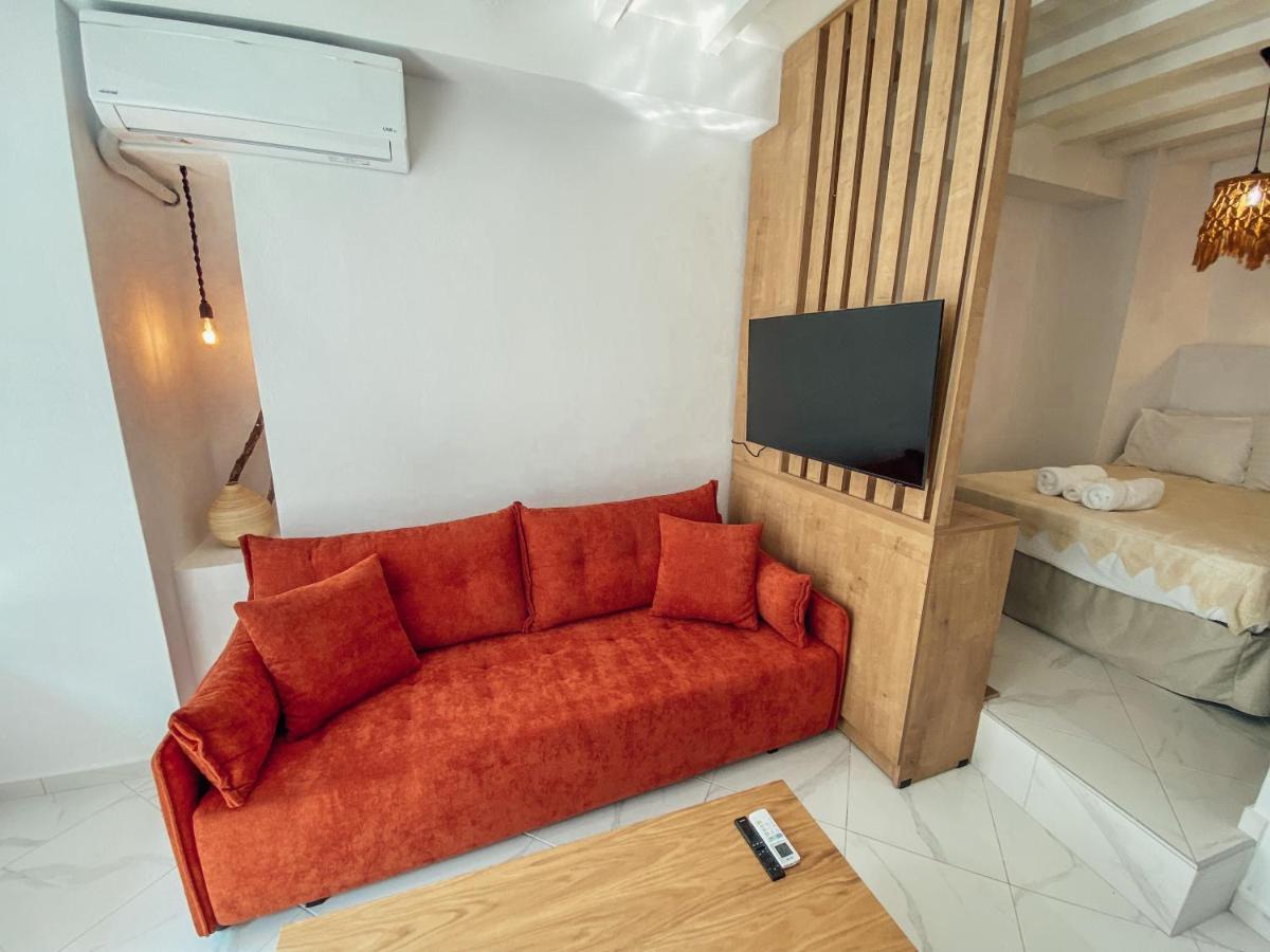 Evagelias Suite Skopelos Town Exterior photo